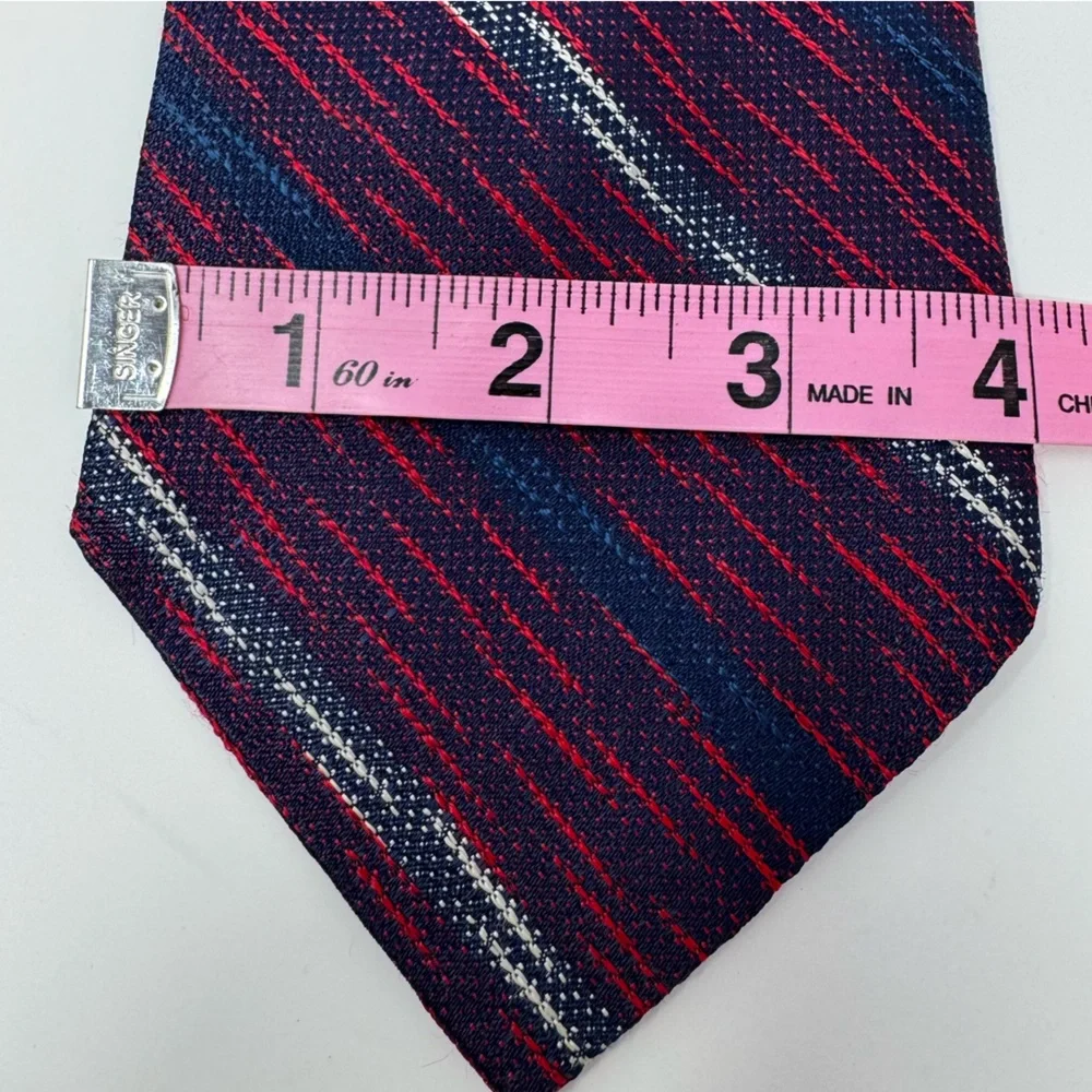 Vintage Neck Tie, stripes, diagonal,‎ acetate rayon, mid century hipster classic